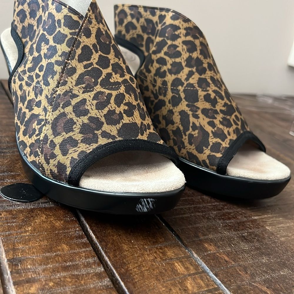 Charleston Shoe Co Wedge Sandals‎ Slingback Size 8 - Picture 11 of 11